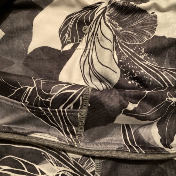 Athleta Grey Floral Printed Leggings, Small - Picture 4 of 6